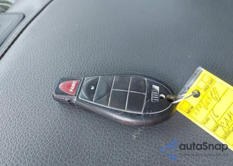 2016 Ram 1500 Express z USA, uszkodzony, nr VIN 1C6RR7FTXGS132065